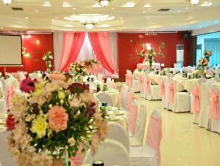 Iloilo Midtown Hotel Екстер'єр фото